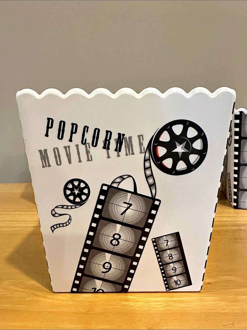 Movie Popcorn Containers Set of 4 White & Black